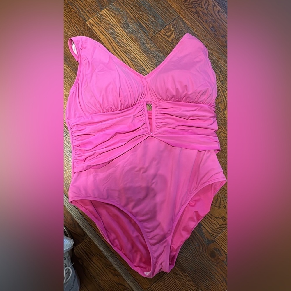 Bleu Rod Beattie Vibrant Pink One Piece size 20W
